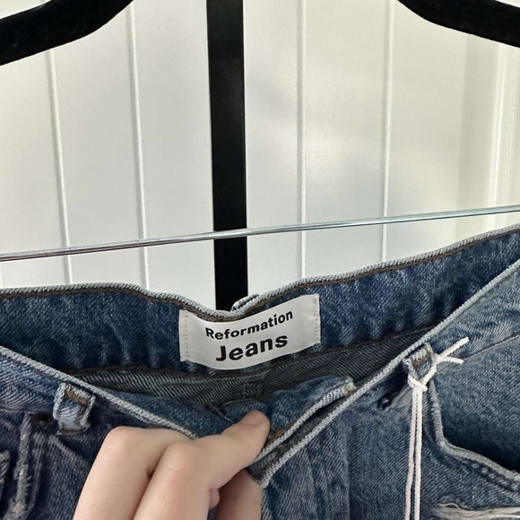 REFORMATION-Dixie High Rise Jean shorts- Colorado blue, size 25 NWT. - Picture 5 of 14